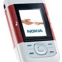 Telefon komórkowy Nokia 5200/5300 dostępny w różnych kolorach